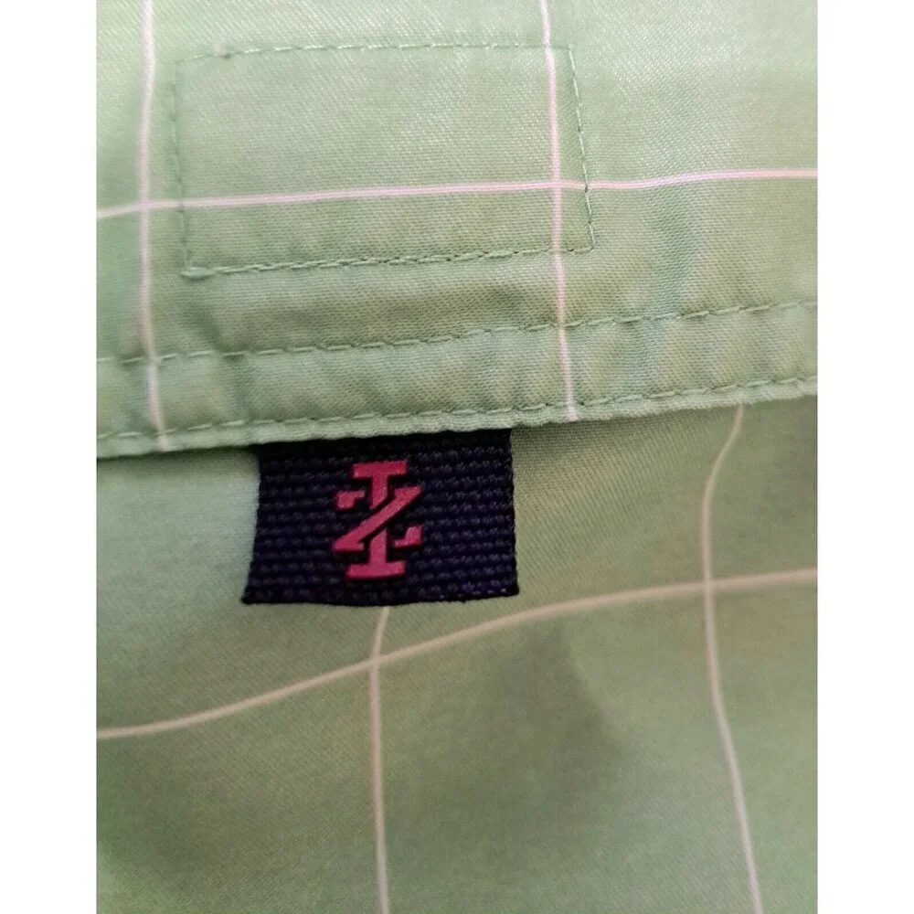 Izod Men's S Green Check Swim Trunks Board Shorts 9